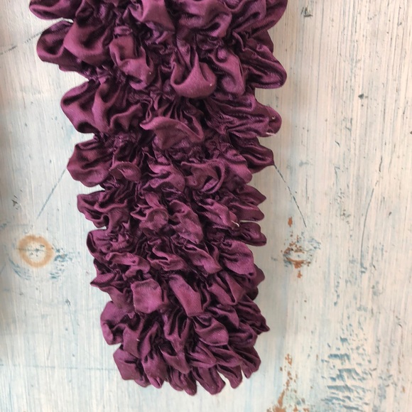 Deep purple “popcorn” top - Picture 3 of 5